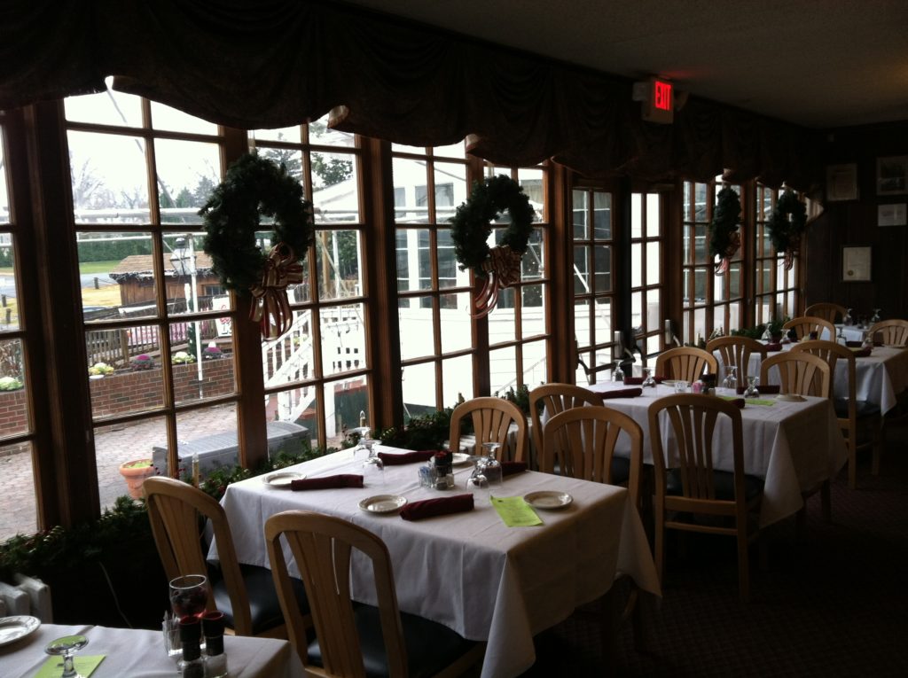 Photo Gallery of Events at The Wellwood Club with hearty Maryland